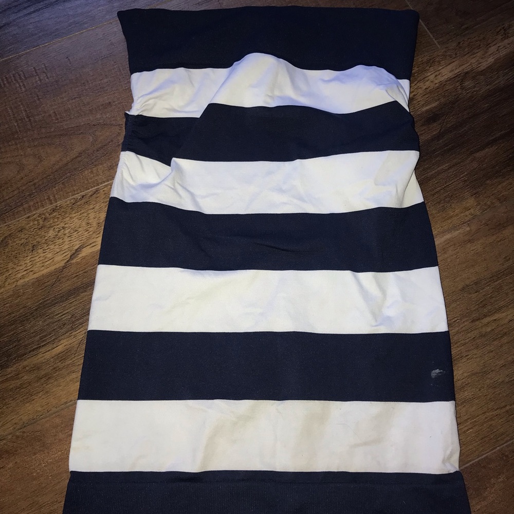 Strapless dress